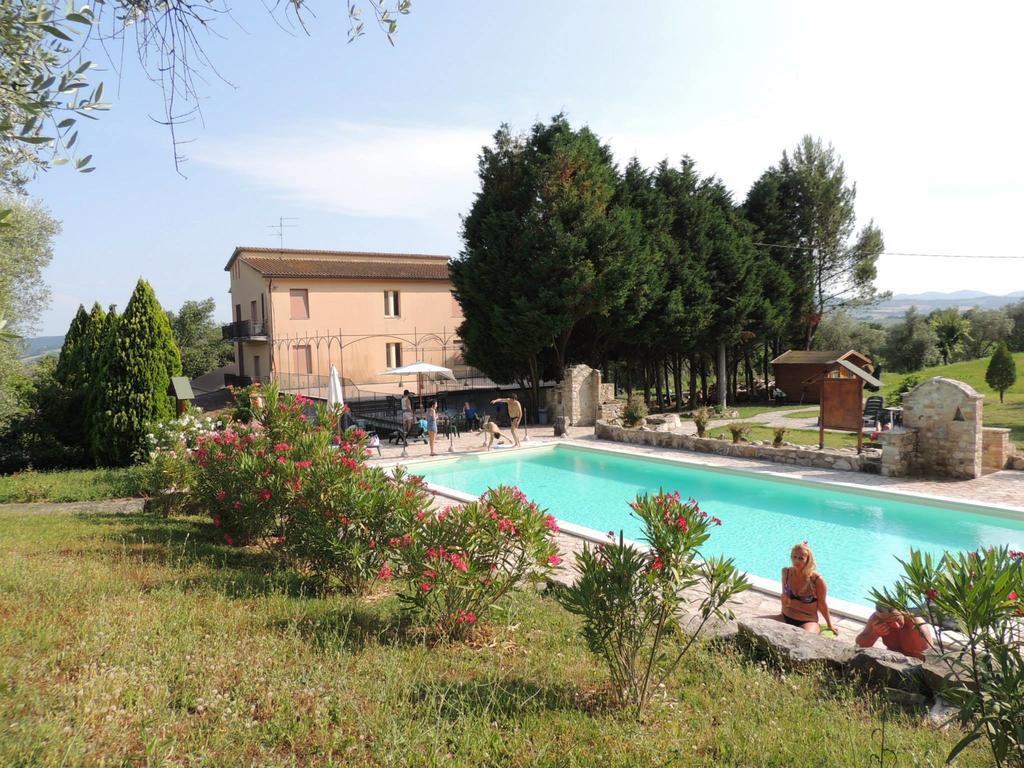 Agriturismo Poponi Villa Тоди Екстериор снимка